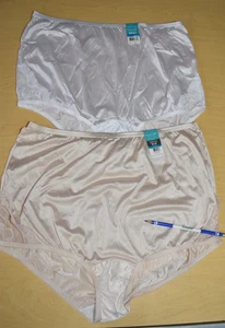 Lotto 2 slip nuovi Vanity Fair Perfectly Yours pizzo Nouveau taglia 9 2X bianco fulvo - Foto 1 di 13