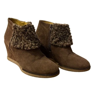 Bettye Muller Zip Up Pointed Toe Suede with Faux Fur Booties Size 6 Cute! - Picture 1 of 5