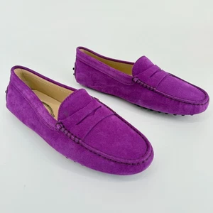 Mocasines Tod’s Gommini de gamuza púrpura talla 7,5 EU 38 para mujer zapatos planos de conducción Italia nuevos - Imagen 1 de 9