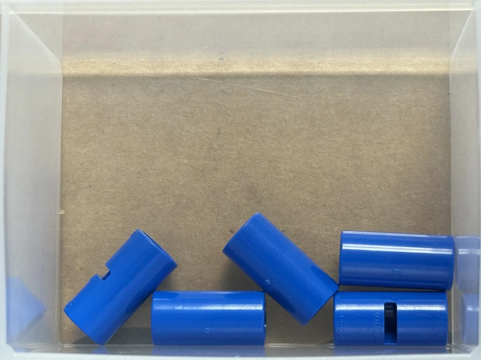 LEGO Parts - Blue Technic, Pin Connector Round 2L with Slot - No 62462 - QTY 5 - Image 1 of 1