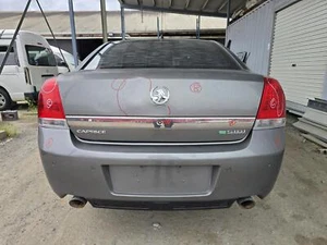 HOLDEN STATESMAN/CAPRICE WM-WN 09/2010-12/2017 BOOTLID GARNISH - Picture 1 of 12
