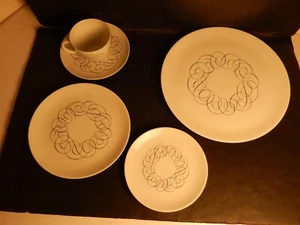Vintage Raymond Loewy Rosenthal China Germany Script 5 Pc Place Setting - Picture 1 of 3