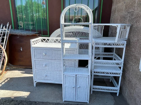 Vintage 5 Piece White Wicker Rattan Bedroom Set -Full Bed Shabby Chic, USA Made Cover