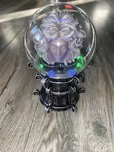 Disney Parks Haunted Mansion Madame Leota Figurine Séance Room Crystal Ball - Picture 1 of 10