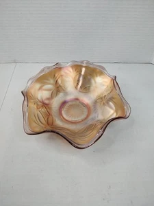 Vtg Westmoreland Pillow & Sunburst Amethyst Carnival Glass Dish Bowl 8" W - Picture 1 of 9