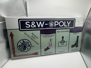 Smith & Wesson-POLY 2020 Edition - Smith & Wesson's Spin on Monopoly - sealed - Picture 1 of 3
