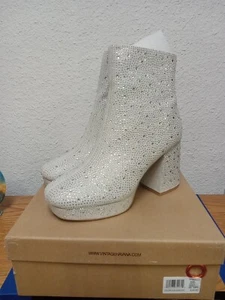 Vintage Havana Boots Women's Size 8.5 Chunk Heel Silver Rhinestone GO-GO Zip - Picture 1 of 12