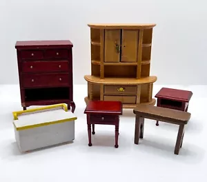 Lotto mobili casa delle bambole in miniatura comò legno cassettiera comodini leggi - Foto 1 di 19