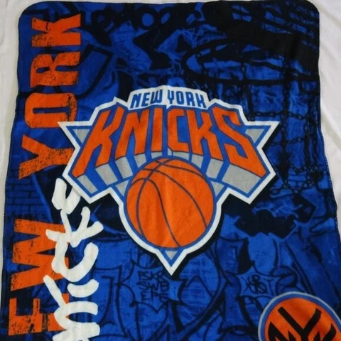 New York Knicks NBA Fleece Throw Blanket Collectors Size  56 -1/2"x45" Cover
