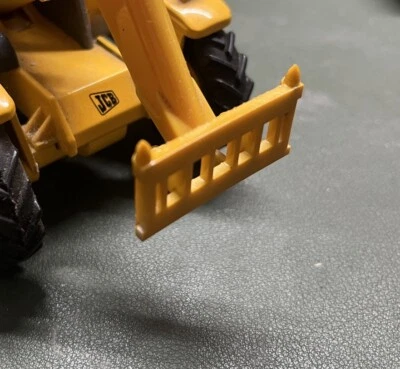 Pin and Cone Headstock Britains Farm 1/32 Toys Old JCB Telehandlers - Unpainted - Image 1 of 4