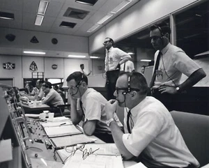 Steve Steven Bales signed Apollo 11 NASA Space autographed 8x10 photo - Picture 1 of 1