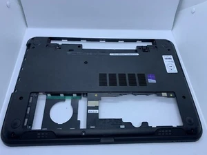 Original Untergehäuse Unterteil Bottom Case 04KF89 für DELL Latitude 3540 - Bild 1 von 7