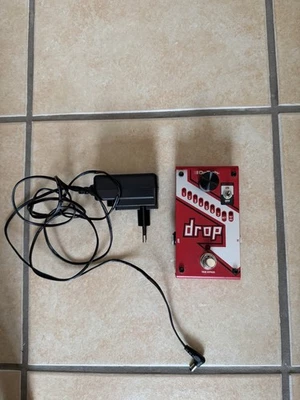 Digitech the Drop Pitch Shifter Pedal, Polyphone Drop-Tune, True Bypass - Bild 1 von 3
