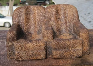 Ceramic Couch 2 Pipe Holder Stand Unique Estate Find 2.5" T X 5" W - Picture 1 of 9