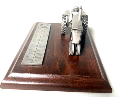 John Deere 4020 Diesel Tractor (1998 Calendar) Pewter scale 1:43 INV# 1440 - Image 1 of 4