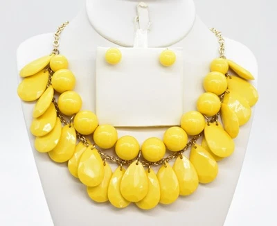 20.5" Smooth Bead Faceted Teardrop Yellow Lucite Bib Chain Necklace/Earrings - Image 1 of 3