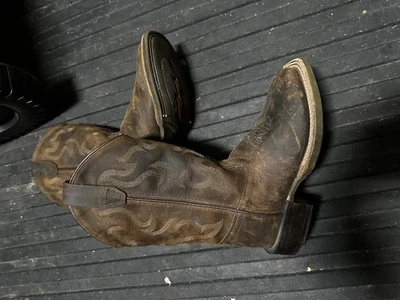 Botas vaqueras occidentales de cuero Cody James #BBSC1904 niños pequeños talla 13D usadas. Foto 1 de 4