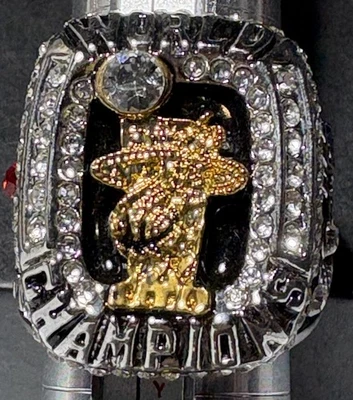 Anillo de campeonato de la NBA Miami Heat 2012 réplica Lebron James (R79) Foto 1 de 4