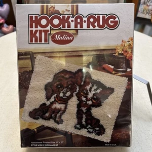Vintage Malina Hook-A-Rug Kit Dog And Cat 20 x 27 Sealed Brand New - Picture 1 of 7