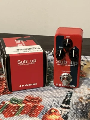 Pedal TC Electronic Sub 'N' Up Mini Octaver Foto 1 de 2