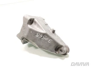 Mercedes-Benz C-Class Engine Mounting Bracket C 200 Petrol 135kW (184 HP) - 2016 - Picture 1 of 8