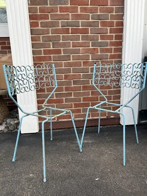 Par de sillas modernas de mediados de siglo Umanoff Granada azules asientos acolchados blancos de metal Foto 1 de 4