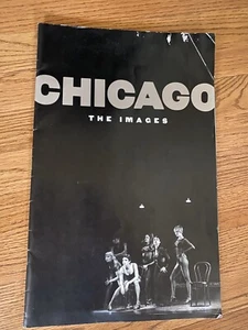 Rare Vintage CHICAGO THE IMAGES Oversized Souvenir Program Book w Poster  - Bild 1 von 5