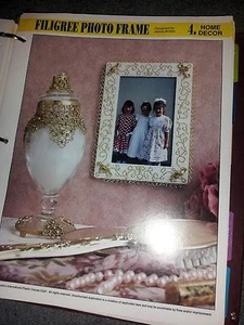 Plastic Canvas Filigree Photo Frame pattern - Picture 1 of 1
