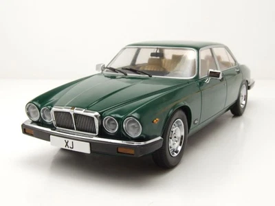 Jaguar XJ Series III 1979 dunkelgrün Modellauto 1:18 MCG - Bild 1 von 4