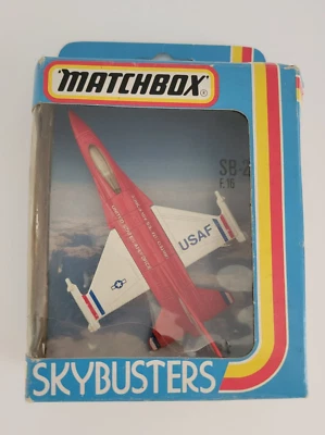 1986 Matchbox Skybusters SB-24 US Air Force F16 Diecast New In Damaged Box - Image 1 of 4
