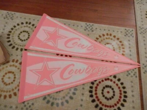 Dallas Cowboys rosa Wimpel Set (2) volle Größe, neu & Vintage PINK Cowboys NFL - Bild 1 von 9