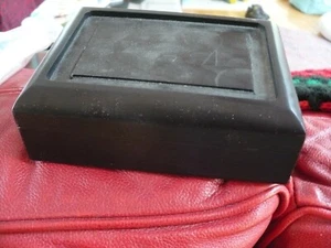 Schwarze Holzbox für Handarbeit Kreuzsticheinlage  - Bild 1 von 2