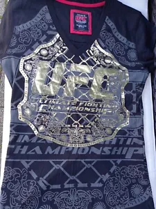 UFC Ultimate Fighting Championship V Neck T-Shirt Gold & Black Size M - Picture 1 of 6