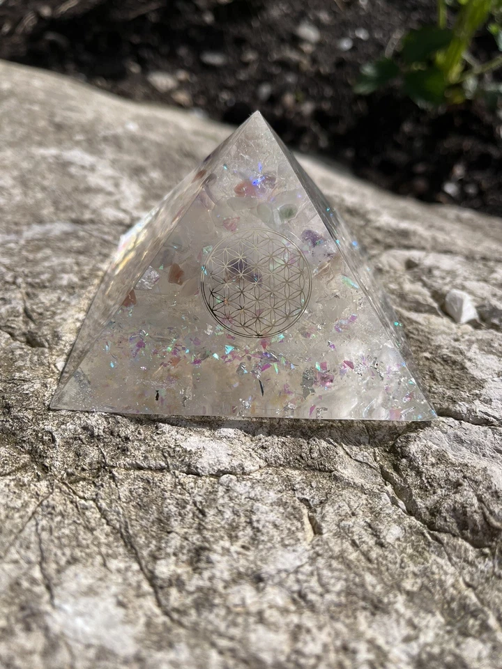 Orgonit Pyramide Kristall Bergkristall Chakra Meditation 3.Auge - Bild 1 von 3
