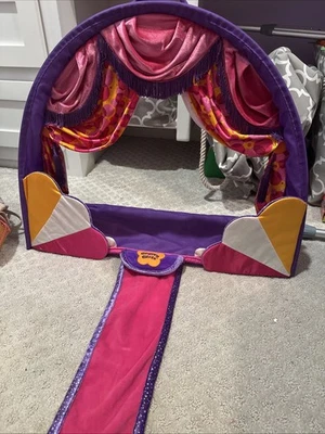 Groovy Girls Pasarela Teatro Escenario Cortina Juego Ópera Manhattan Juguetes 2003 Y2K Foto 1 de 2