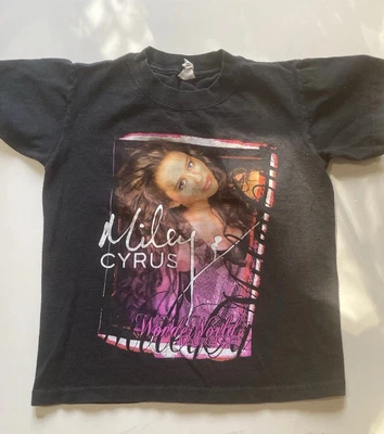 Vintage Miley Cyrus Wonder World   Tour T-shirt Anvil Youth Small 2009 Y2K Hanna - Image 1 of 4