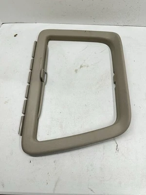 Солнцезащитный козырек на крышу для правостороннего пассажира 06–10 Jeep Commander бежевый S6 - Изображение 1 из 4