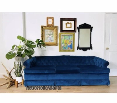 Sofá Chesterfield acolchado moderno mediados de siglo turquesa verde azulado Foto 1 de 4