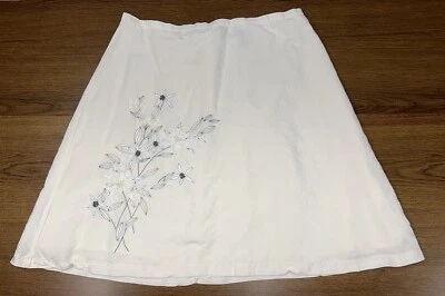 Falda IZOD Blanca Mezcla de Lino Forrada con Bordado Floral Fluido Clásico Femenino 16 Foto 1 de 4