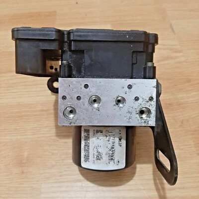 Módulo de frenos antibloqueo unidad de control hidráulico Jeep Commander Limited 2006 5,7 L  Foto 1 de 4