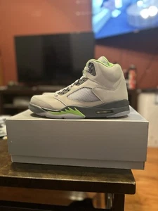 Nike Air Jordan 5 Retro grüne Bohne Größe 9,5 reflektierend brandneu nie ausprobiert - Bild 1 von 5