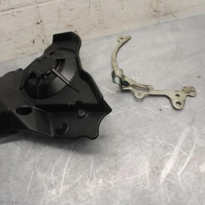 2010 Aprilia RSV1000R ENGINE SPROCKET COVER BB513 Foto 1 de 4