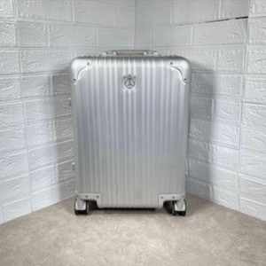 Bolsos de mano Rimowa Plateado de en metal - 22696910
