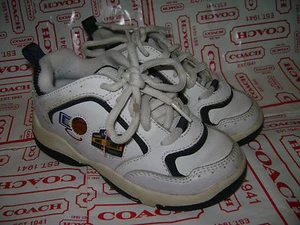STRIDE RITE HOT SHOT TODDLER BOYS SHOES SNEAKERS size 8.5 M WHITE BLUE CUTE - Picture 1 of 8
