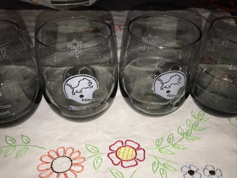 4 vintage Detroit Lions smoke roly poly tumblers NFL barware 4.5” Cover
