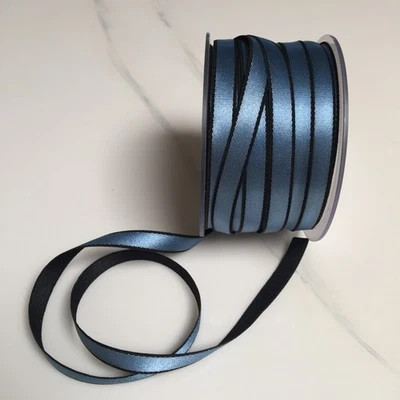 Cinta de rayón satinado de 10 yardas de 1/4" doble cara azul/negro Foto 1 de 4