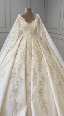 wedding dress ball gown - Image 1 of 4