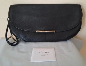 Christian Dior - Grande pochette en cuir grainé noir - TBE - Picture 1 of 14
