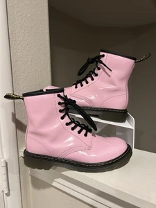 DR DOC MARTENS Girls Pink Boots Shoe 1460 Y Patent Leather Youth Sz 5 Y - Picture 1 of 9