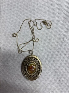 Vintage französisches Medaillon goldfarben filigran um Mitte / Kette - Bild 1 von 4